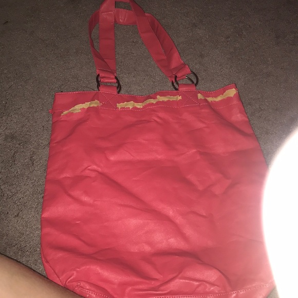 Selena Gomes purse - Picture 2 of 2